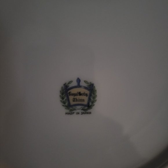 Vintage Royal Derby China (Made in Japan) RDB1 Dinner Plates Set of TWO (2) - Picture 3 of 9
